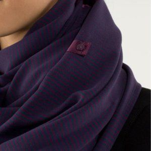 Lululemon Vinyasa Scarf hyper stripe plum inkwell